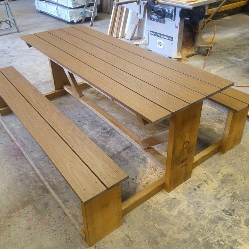 U Shape Picnic Table - Composite